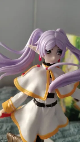 Frieren 23 cm figure action