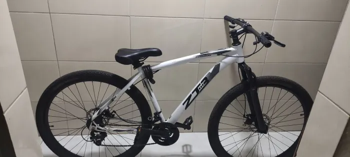 Bike Aro 29 ZL DB - Freio a Disco - Precisa Ajuste nas Marchas
