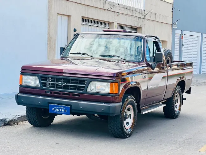 Chevrolet D-20 S / Luxe 3.9/4.0 Diesel 1995