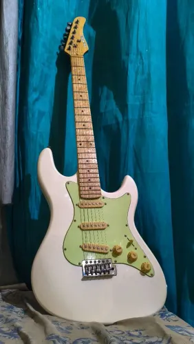 Guitarra Strinberg sts 100