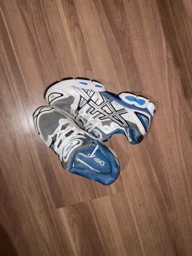 tênis asics gel-nimbus 9 azul
