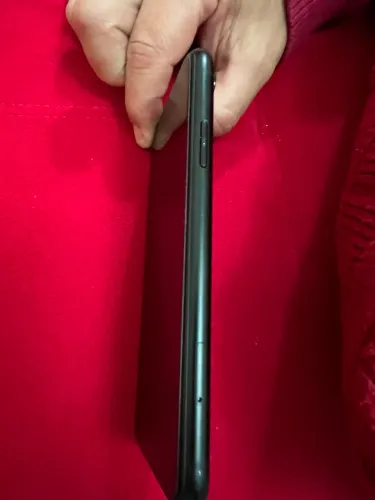 iPhone 8
