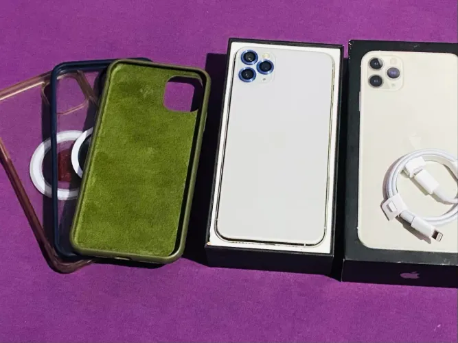 iPhone 11 Pro Max 256gb na caixa
