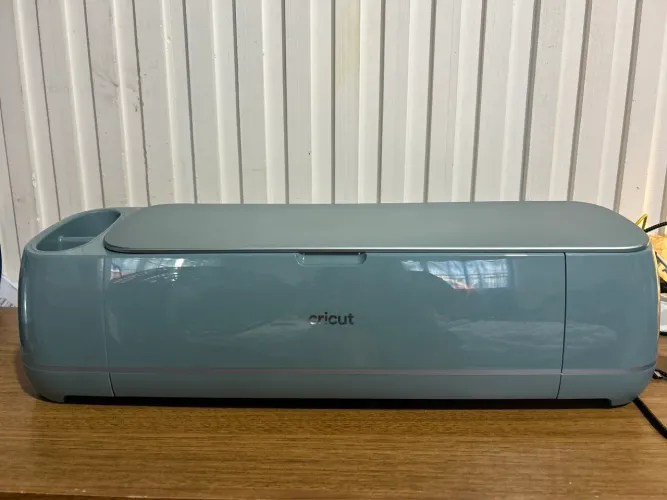 CRICUT MAKER 4