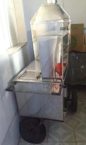 Carrinho de Espetinho em Inox