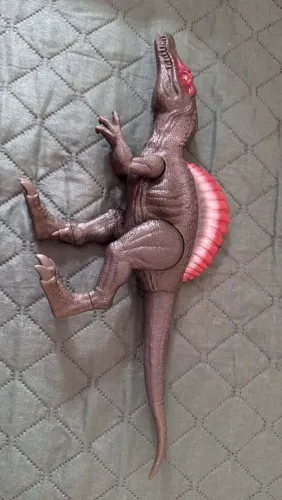 Spinossauro mattel basico