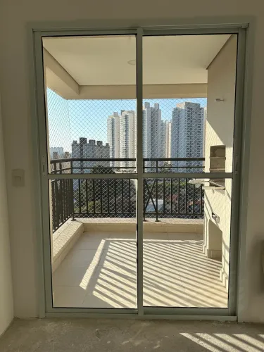 Porta de alumínio branca folha dupla de 2,10 x 1,50 (marca: Udinese)