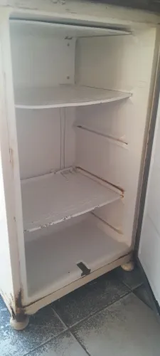 Freezer consul 180 L