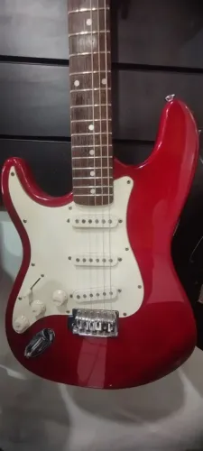 Guitarra Michael Strato Canhota