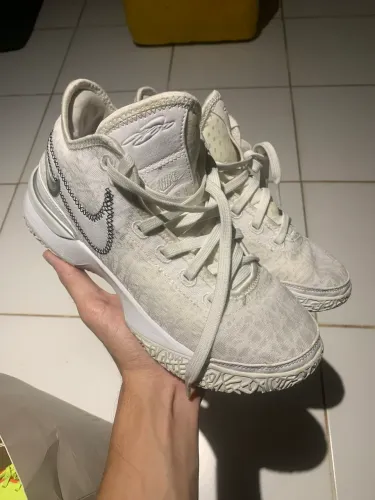 Tênis Nike LeBron NXXT Gen Branco - Tam 37 BR (Original)