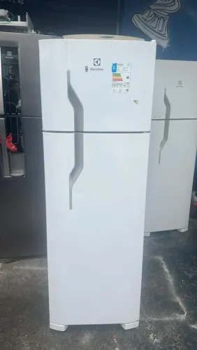 Geladeira Electrolux 310L 110v - DOAÇÃO (Leia o anúncio)