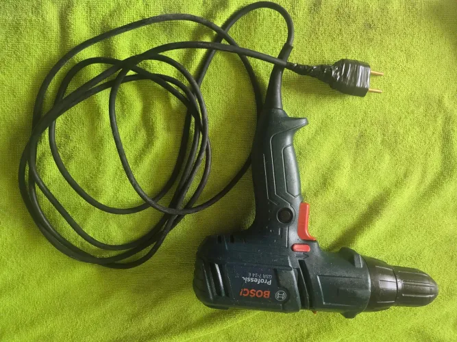 Furadeira e parafusadeira bosch GSR 7-14E