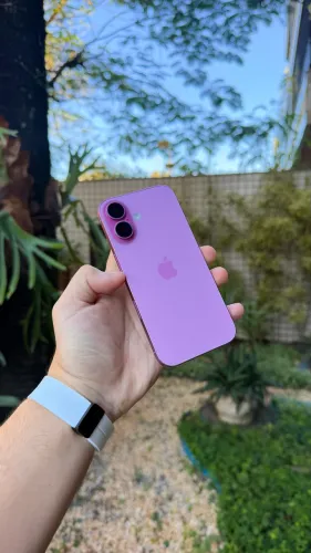 iPhone 16 128 GB Rosa - Seminovo