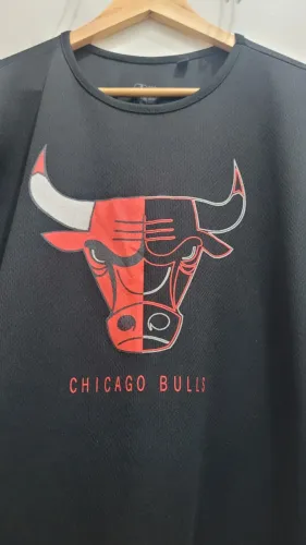 Camiseta Chicago Bulls Tam GG Preta NBA Usada Original