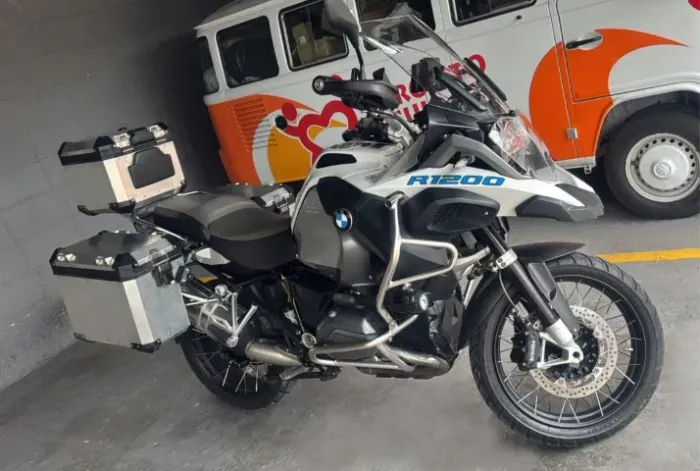 BMW GS 1200 Adventure 2015 muito nova