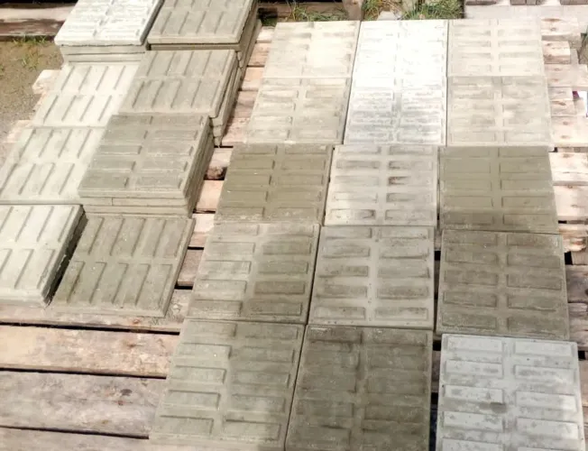 Piso anti derrapante calçada 20X20 (fábrica) 