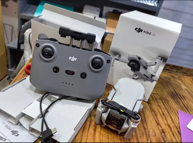 Drone DJI MINI 4K Fly More Combo 3 Baterias 