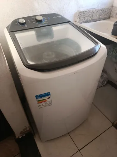 1200