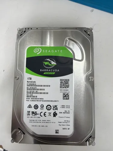 HD RUIM - 1TB Seagate Barracuda ST1000DM010 (RUIM)