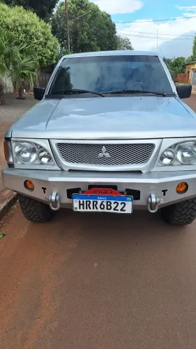 Mitsubishi L200 GL 2.5 4X4 CD Diesel 2001