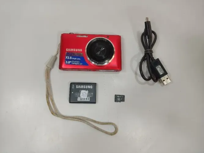 Câmera Digital Samsung St72 16.2 Mpx Hd Funciona Ok Vsb (Usado)