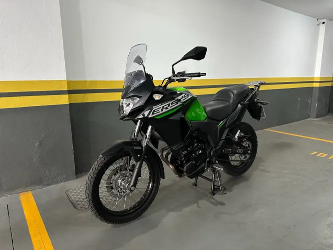 KAWASAKI VERSYS 300 2025