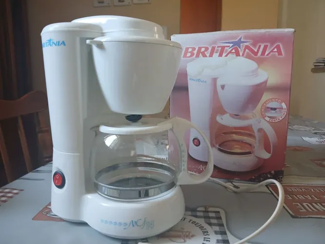Cafeteira elétrica 14 xícaras
