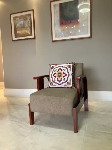 Poltrona - Pares de Poltronas Vintage em Madeira Maciça e Linho (Impecáveis)