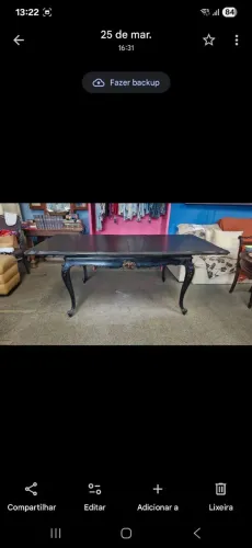 Mesa antiga com 6 cadeiras 