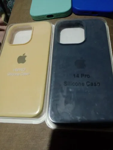 4 semi novo e 2 zero