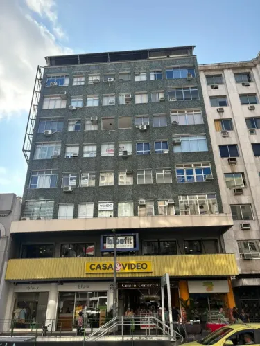 Centro comercial para aluguel com 25 metros quadrados em Tijuca - Rio de Janeiro - RJ