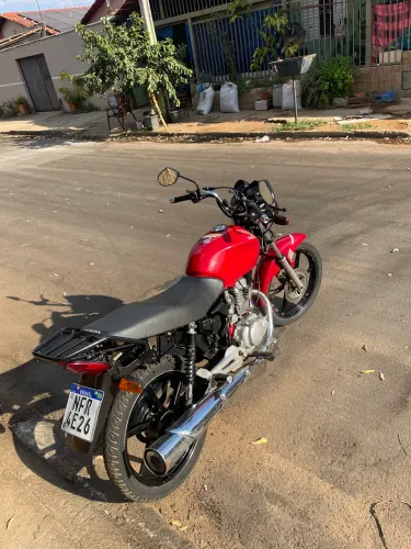 Vendo titan 150 2005 em dias só transferir