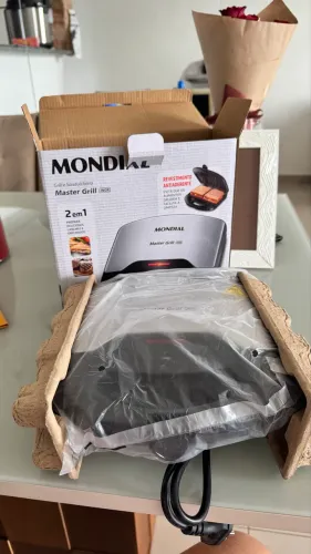 Sanduicheira Mondial Master Grill S-20 - Preto/Inox - 110V