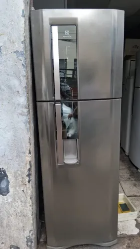 Geladeira Electrolux frost free inox
