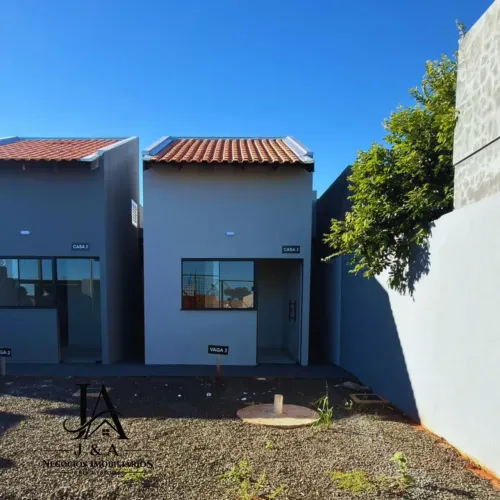 Casa á venda com 2 quartos sendo 1 suíte com bônus moradia no Bela Laguna