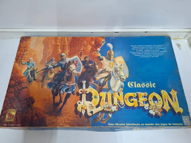 Jogo de Tabuleiro RPG Classic Dungeon da Grow Completo