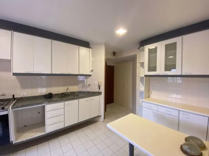 Apartamento com 3 dormitórios para alugar, 150 m² por R$ 5.800,00 - Vila Nova - Itu/SP
