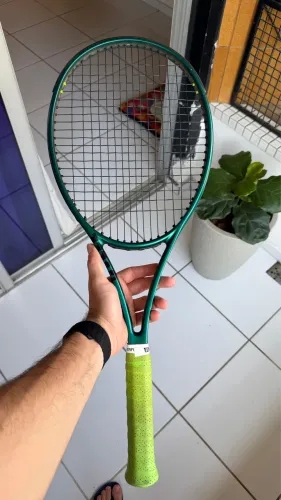 wilson blade 98 v9 l4