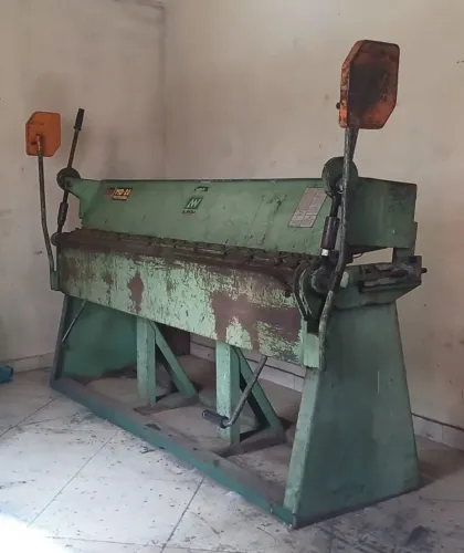 Vendo dobradeira dentada