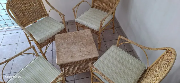 CONJUNTO DE TERRAÇO EM VIME