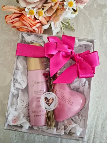 Kit Presente Feminino Glamour O BOTICÁRIO