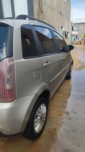Fiat Idea Attractive 1.4 Fire Flex 8V 5P 2012