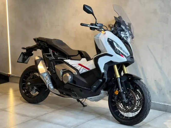 HONDA X-ADV 750