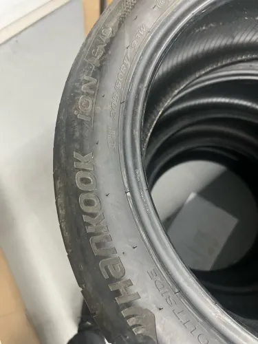PNEU HANKOOK EV
