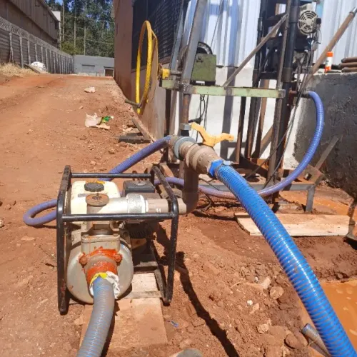 Maquina de furar poço