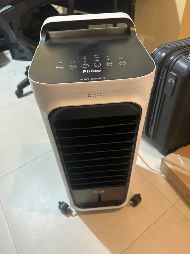 Climatizador de Ar Philco com Controle Remoto