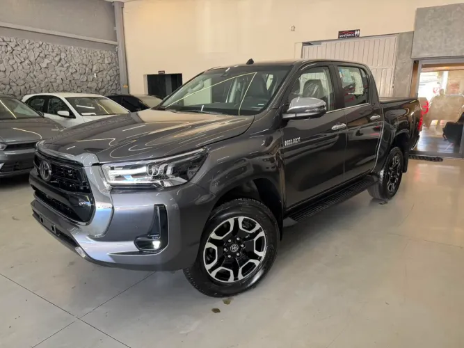 Toyota Hilux CD SRX 4X4 2.8 TDI 16V Diesel Aut. 2026
