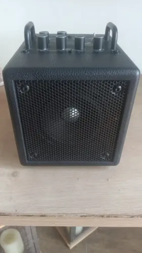 Phil Jones Bass X4C Nanobass 35 watts amplificador combo multi-instrumento