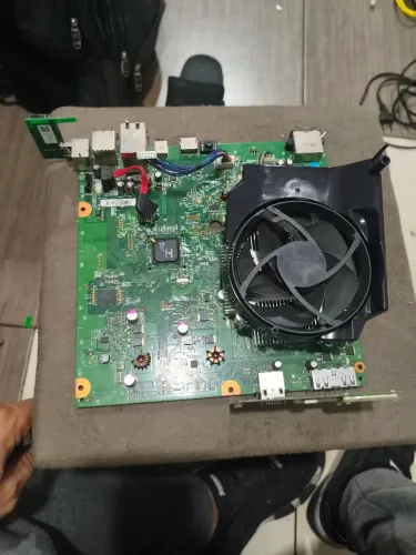 Placa xbox360E super slin , defeito luz vermelha