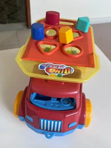 Carrinho Dino Sabidinho